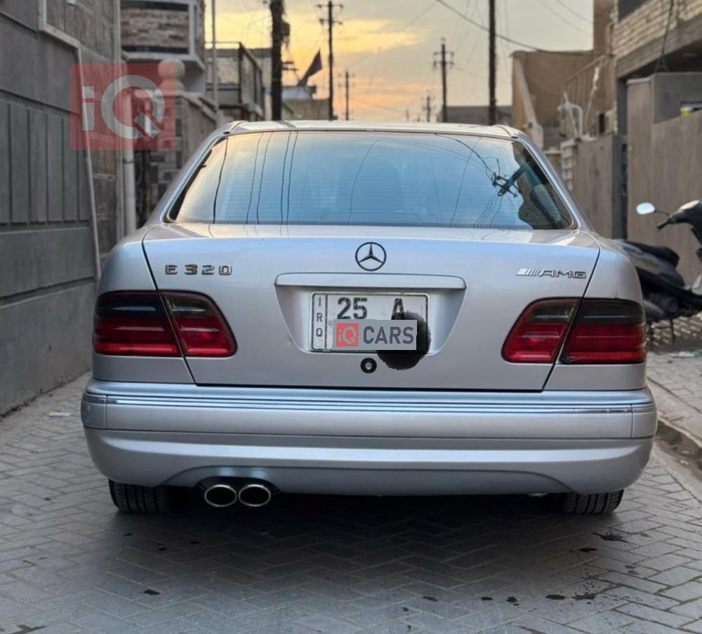 مرسيدس بنز E-Class